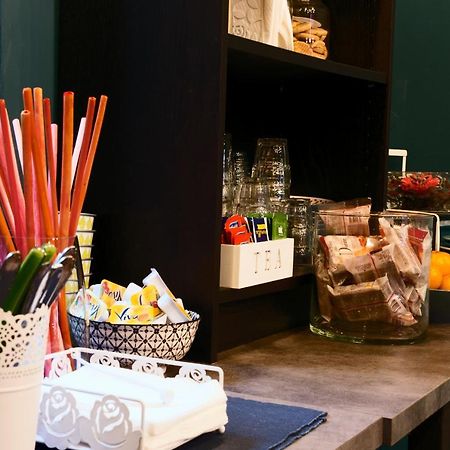 Hoteli Roma Ngoại thất bức ảnh