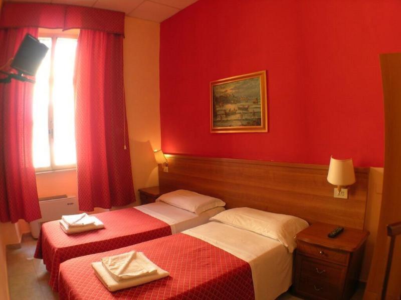 Hoteli Roma Ngoại thất bức ảnh