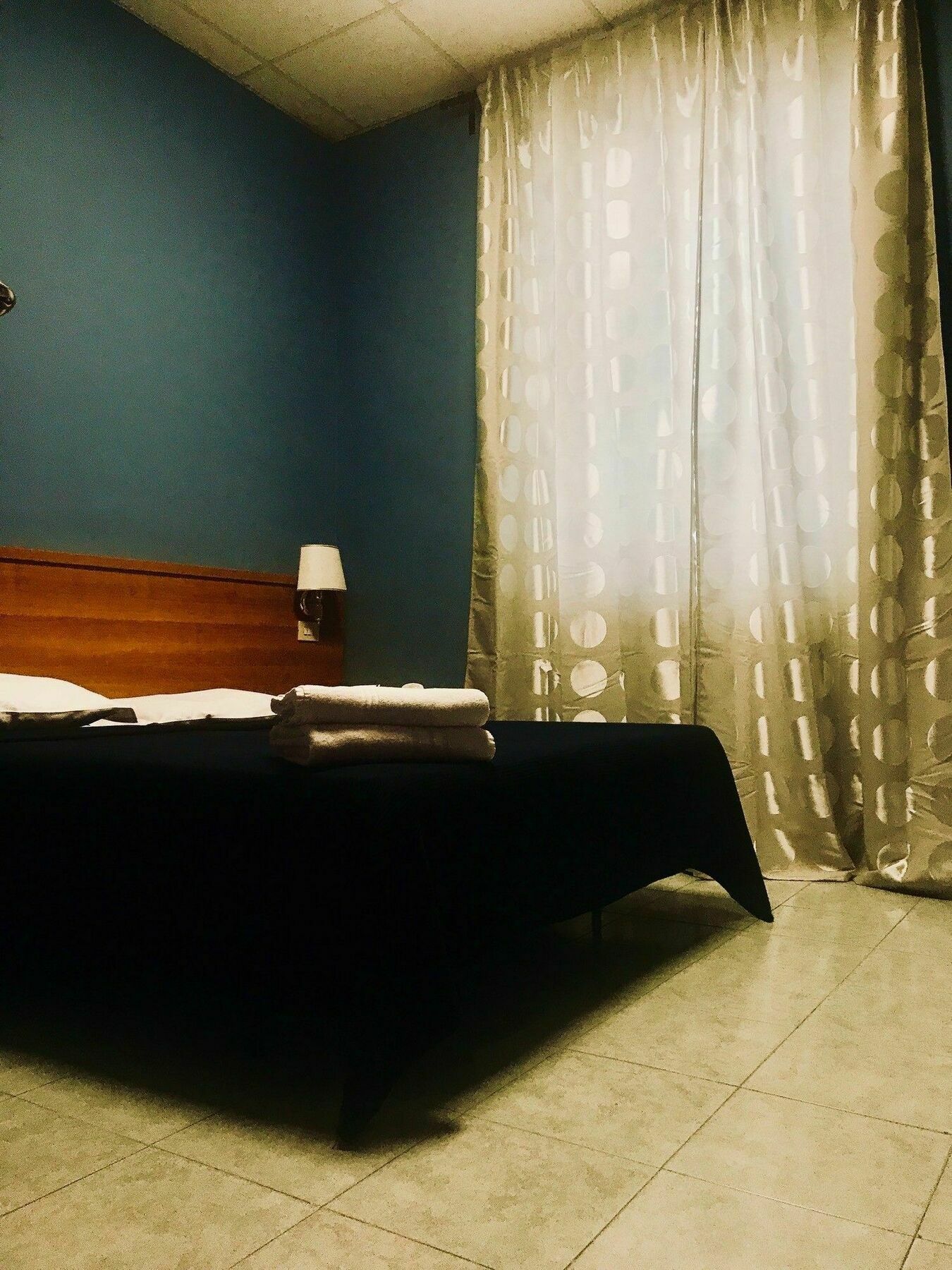 Hoteli Roma Ngoại thất bức ảnh